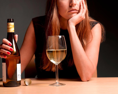 Анонимное лечение женского алкоголизма в Коломне